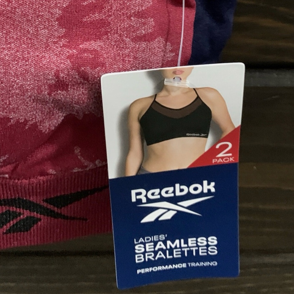 Reebok Seamless Bralette With Mesh Neckline Jacquard red and Evening Blue 2 pack